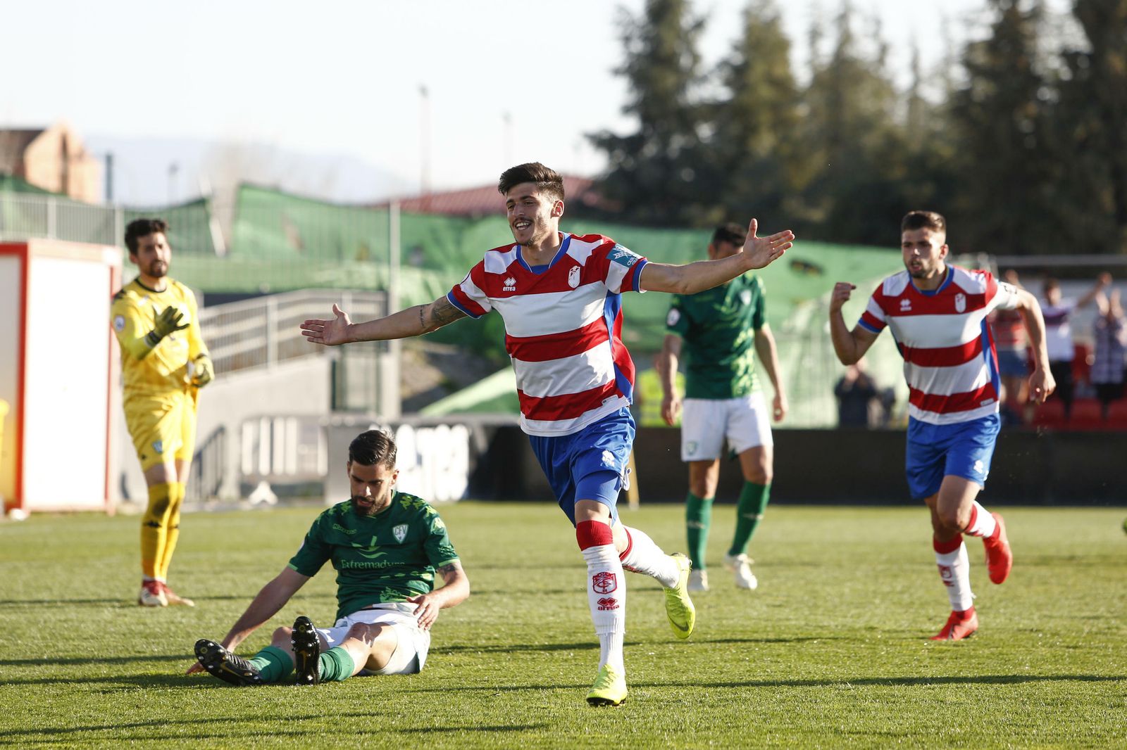Carlos Neva marcó ante el Villanovense su único tanto con el Recreativo.