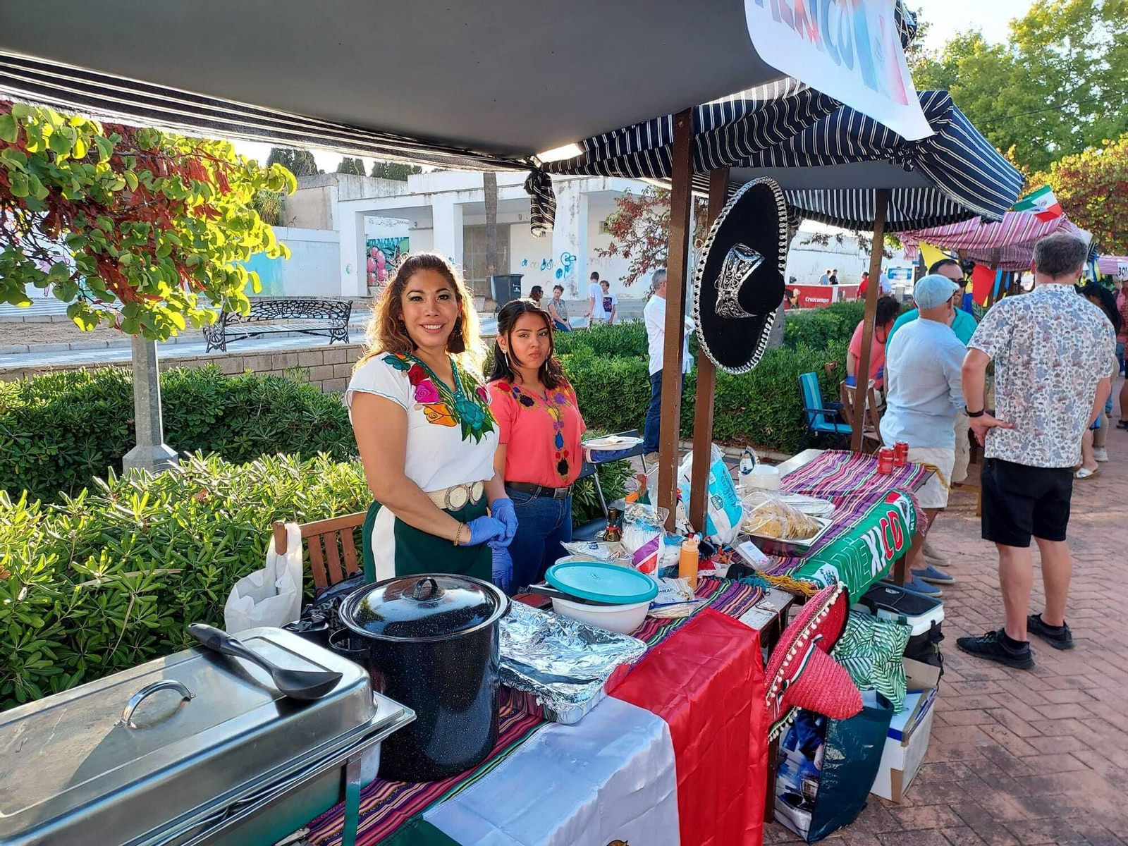 IV Velada Multicultural de la Barriada de Los Milagros de El Puerto