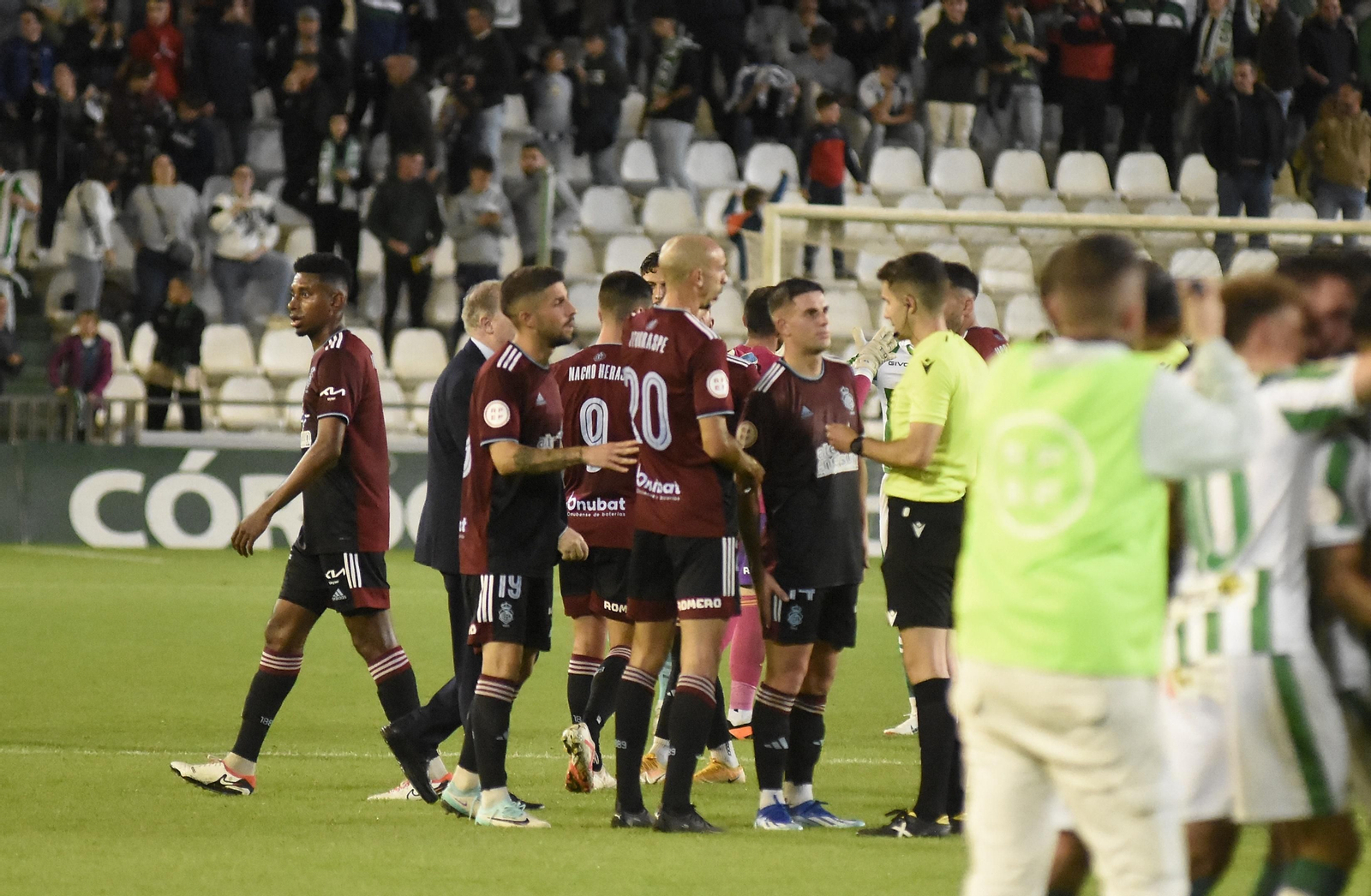 Imágenes del partido entre el Córdoba y el Recreativo de Huelva en El Arcángel