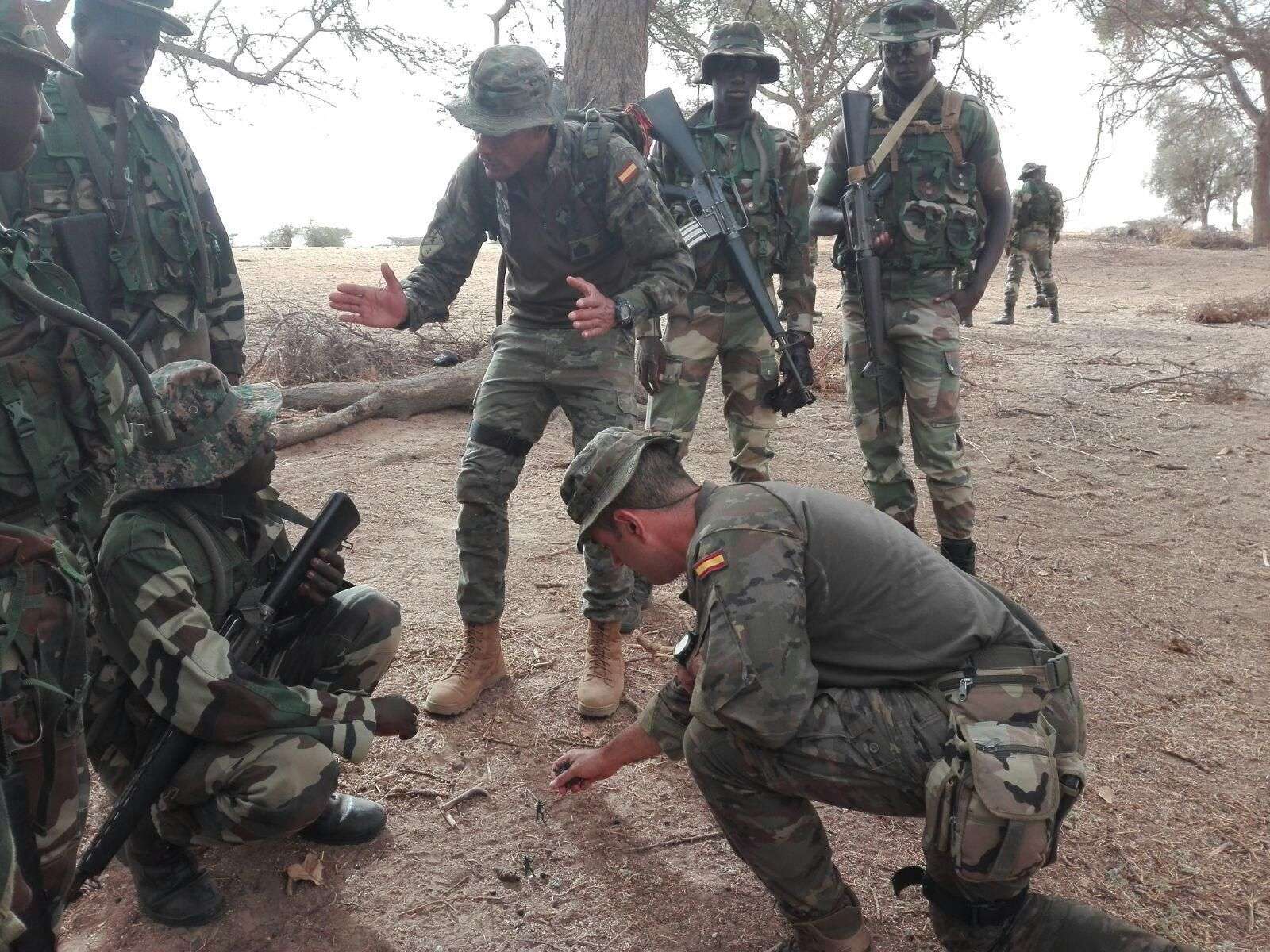 Interior del Puesto de Mando Avanzado.