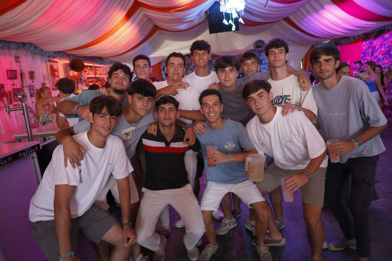 Búscate en las fotos del viernes de la Feria de La Línea