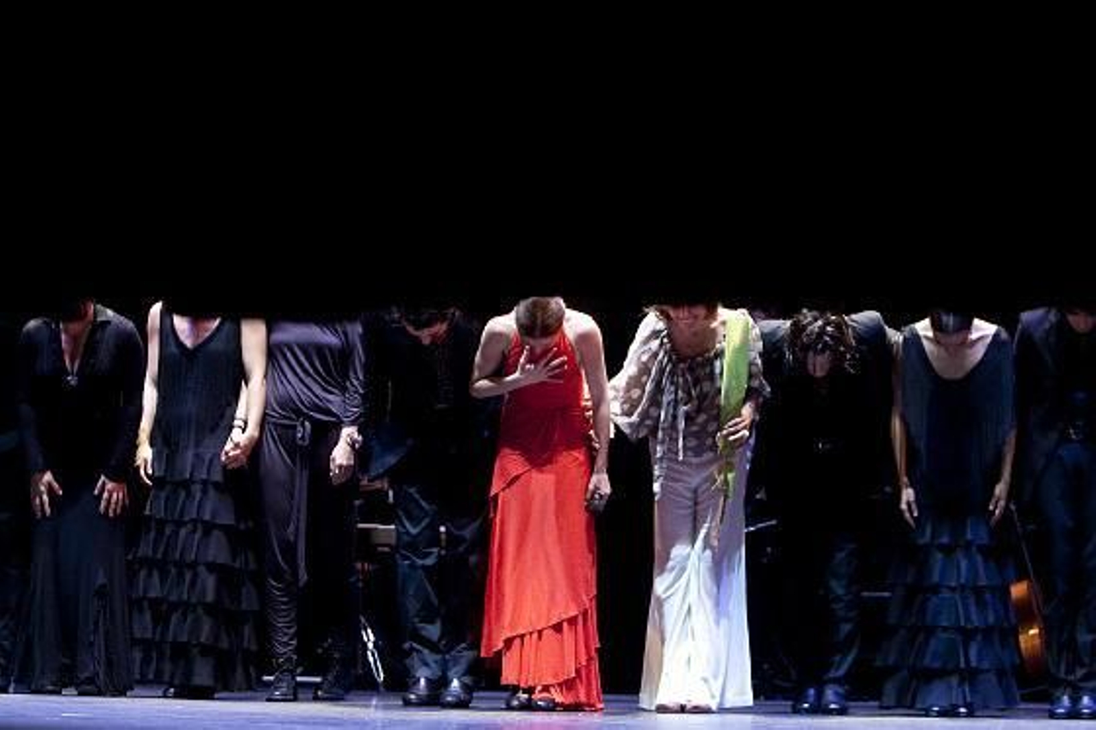 Una emocionada Sara Baras se despide temporalmente de los escenarios para dedicarse a su familia. 

Foto: Lourdes de Vicente