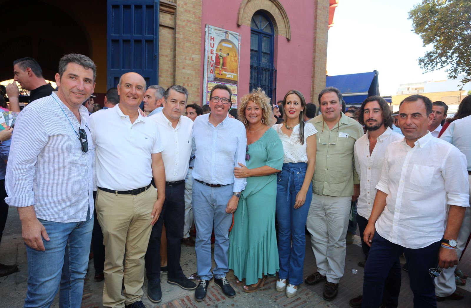 Imágenes del ambiente de la corrida del 2 de agosto en la Plaza de Toros de la Merced
