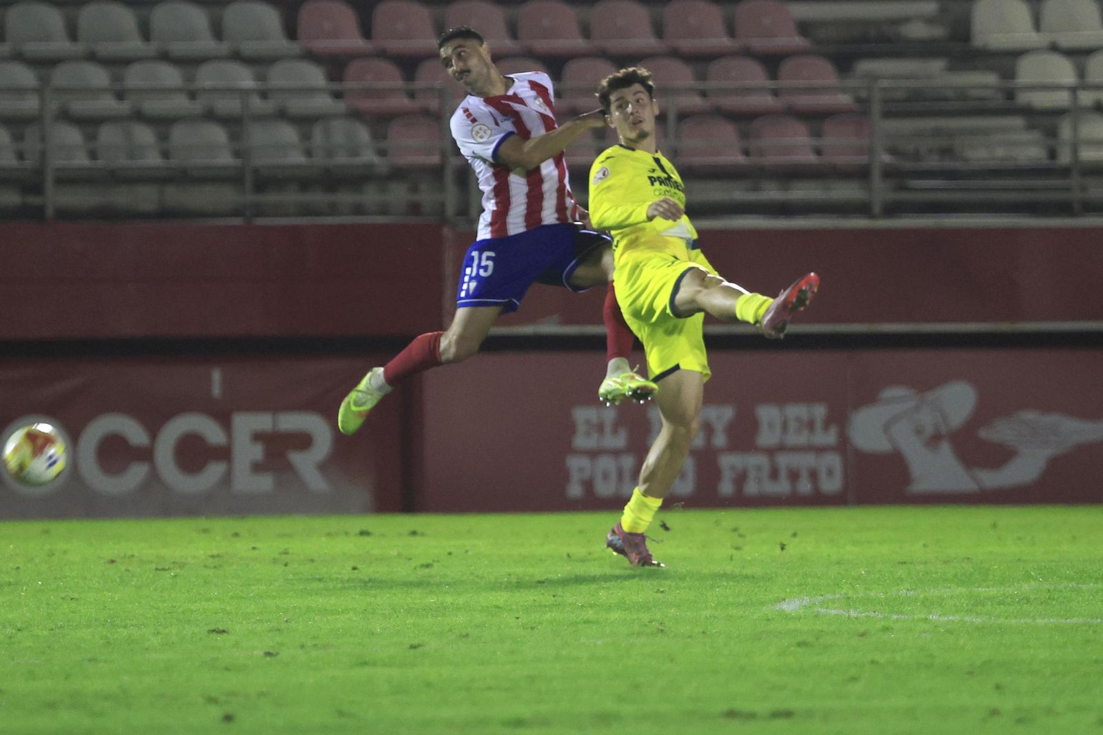 Las mejores fotos del Algeciras - Villarreal B de Primera Federación
