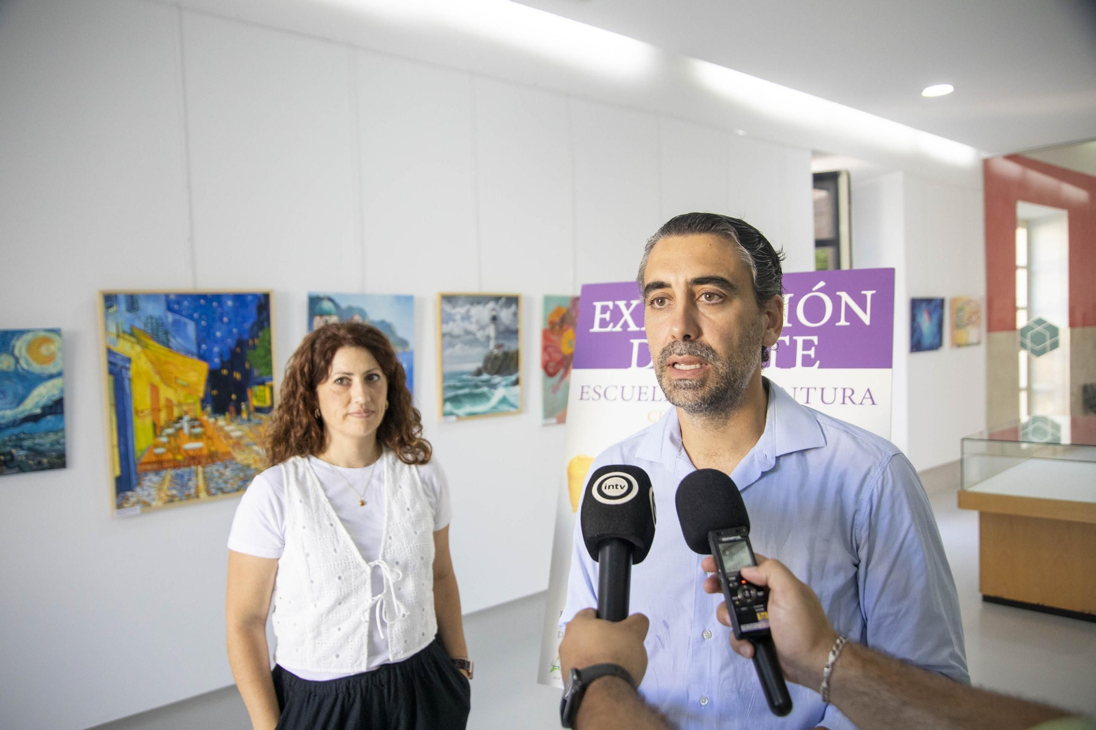 Las imágenes de la exposición de arte de la Escuela de Artepintura de Almería