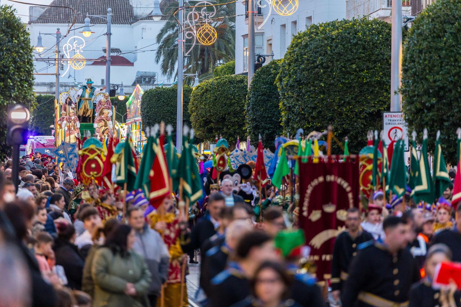La Cabalgata del Heraldo de San Fernando, en imágenes
