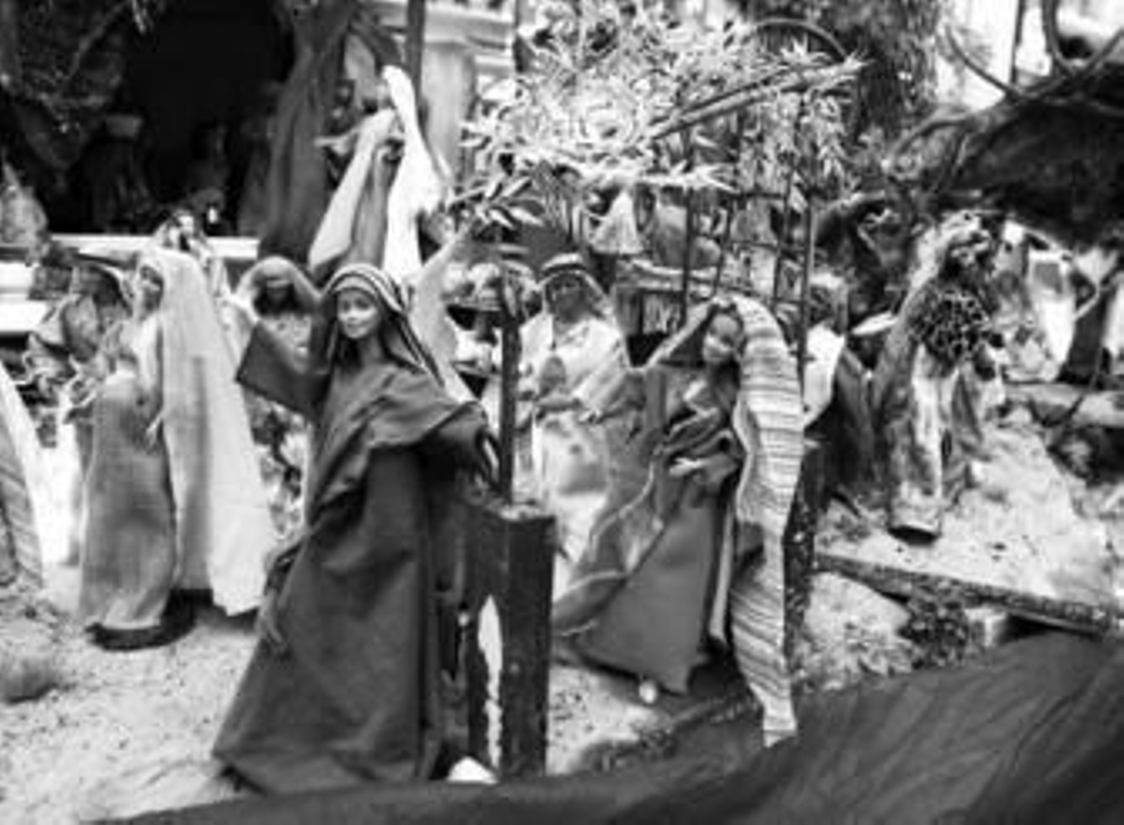 Una muestra del belén malagueño realizado con las famosas muñecas rubias.