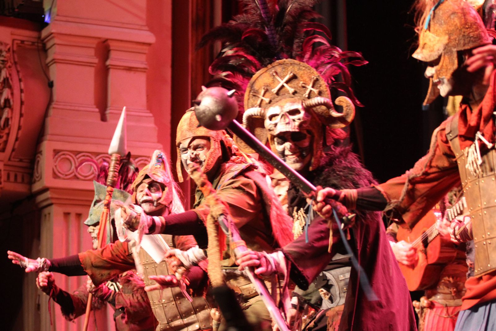 Imágenes del primer día de preliminares de concurso del Carnaval Colombino 2018