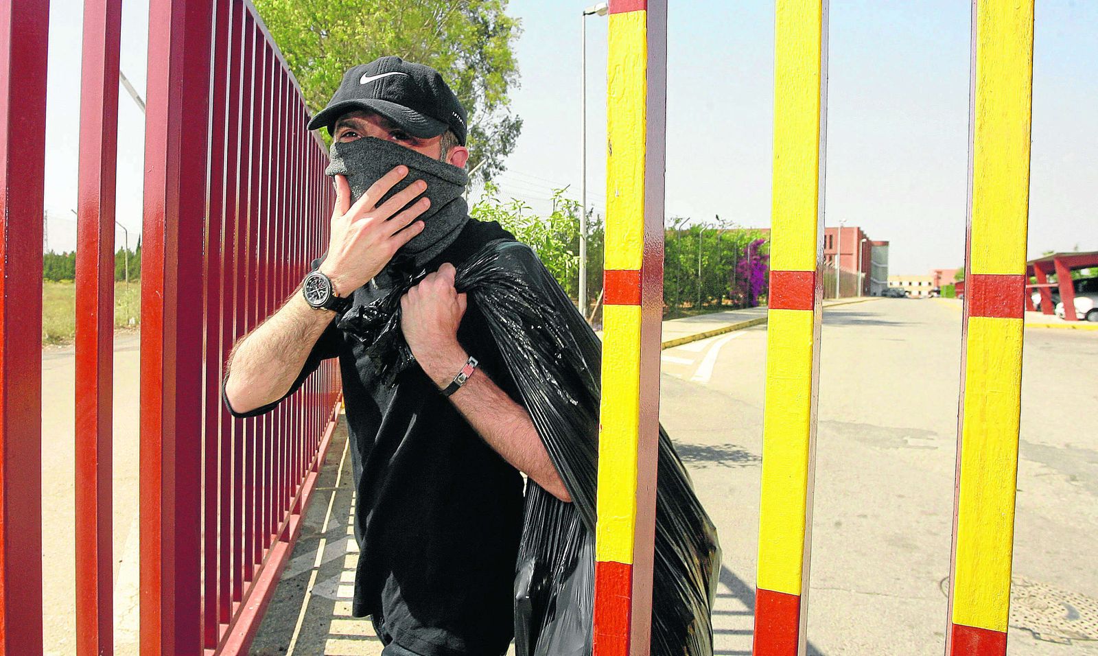 Javier Delgado, hermano de Carcaño, cuando salió de prisión.