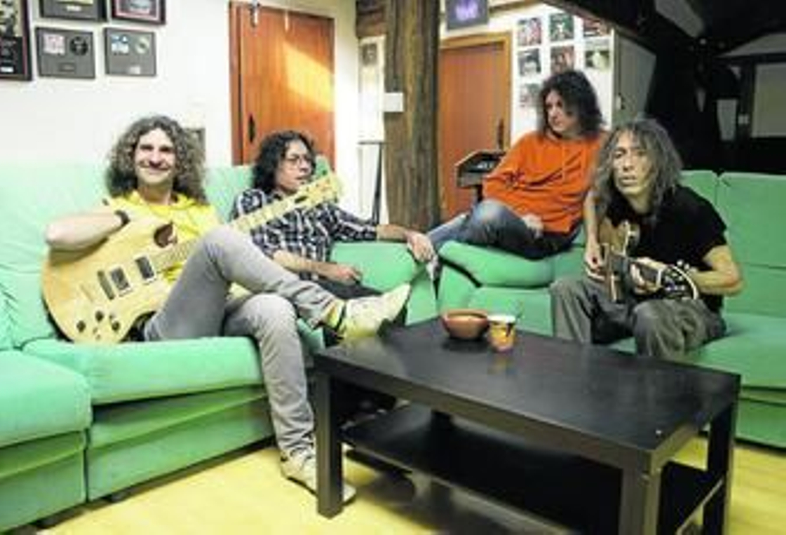 De izquierda a derecha, los componentes de Extremoduro: Iñaki 'Uoho' Antón, Miguel Ángel Colino, José Ignacio Cantera y Roberto Iniesta.