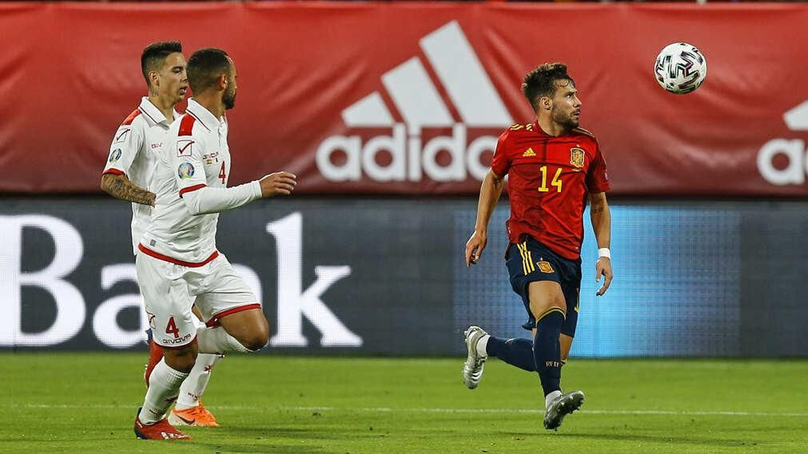 Las imágenes del España-Malta en Cádiz