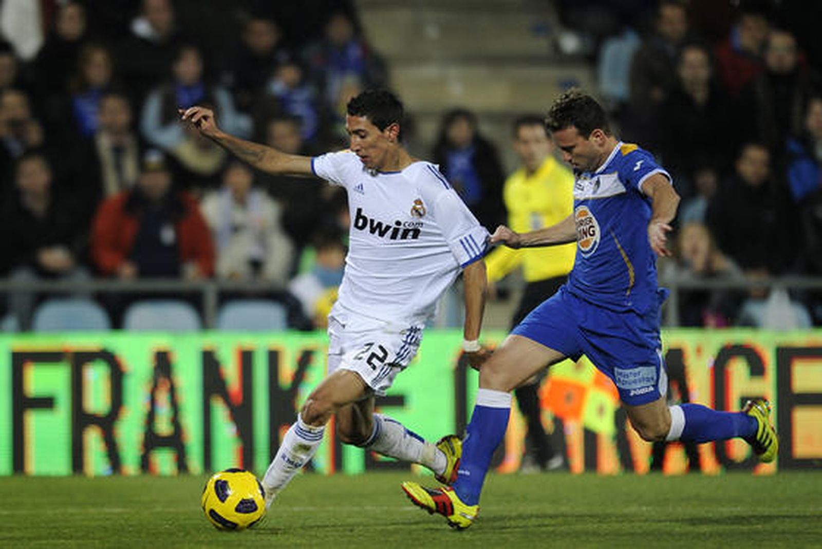 El Madrid estrena 2011 con una victoria frente al Getafe.

Foto: Reuter-AFP
