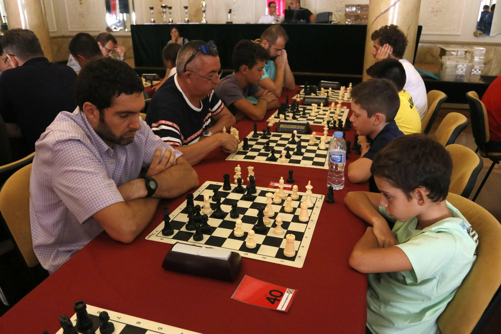 Fotogalería del Open de Feria de Ajedrez en el Círculo Mercantil