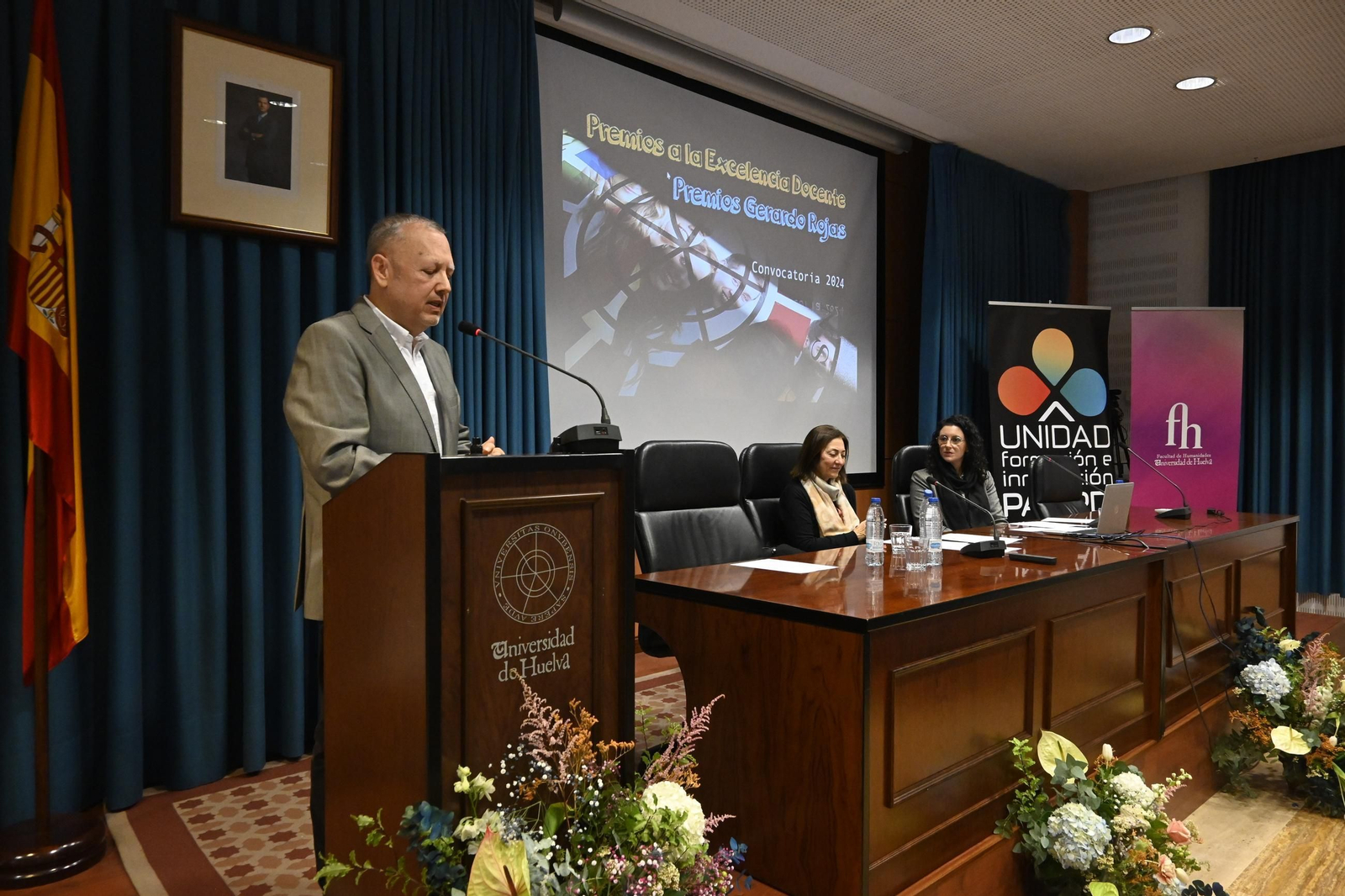Premios a la Excelencia Docente 2024 y los Premios 'Gerardo Rojas' de Proyectos de Intercambio entre Empresas e Instituciones, en imágenes
