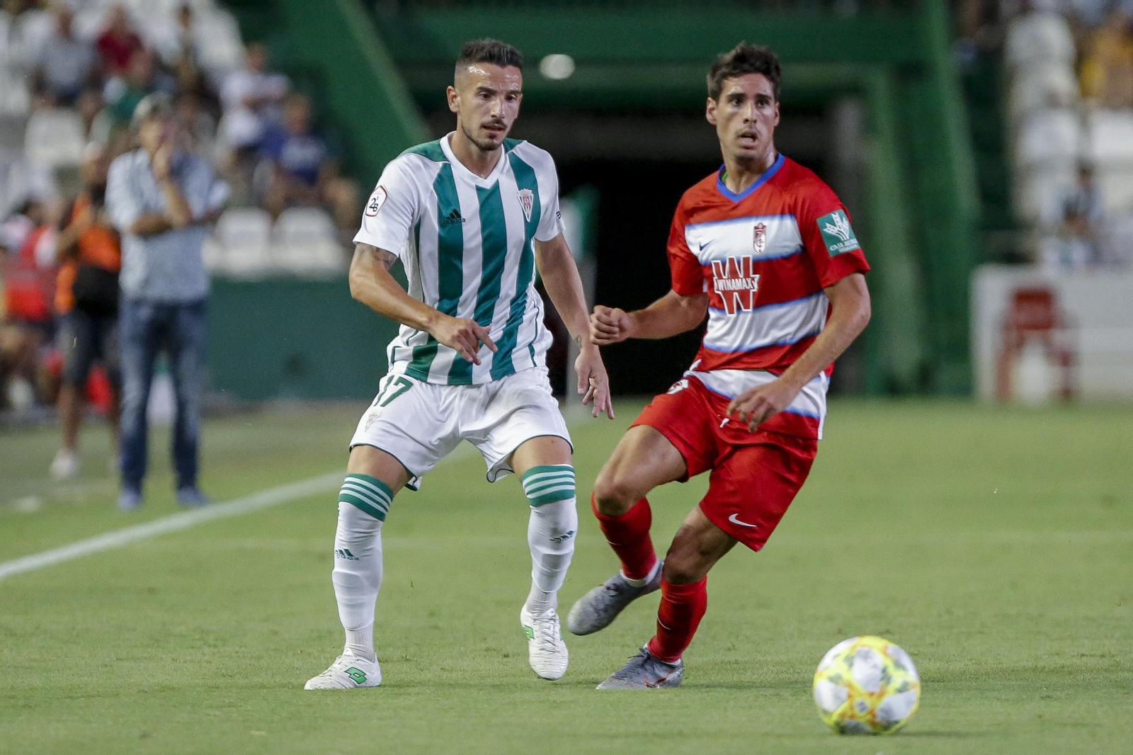 Las imágenes del Córdoba CF-Recreativo Granada