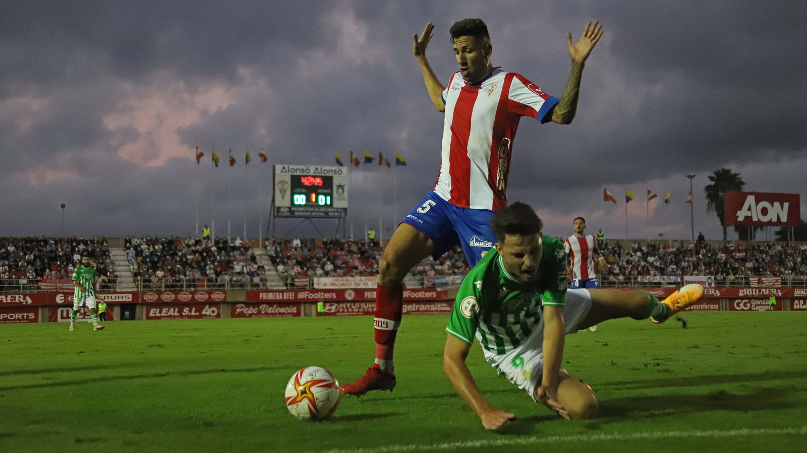 Las mejores fotos del Algeciras - Betis Deportivo