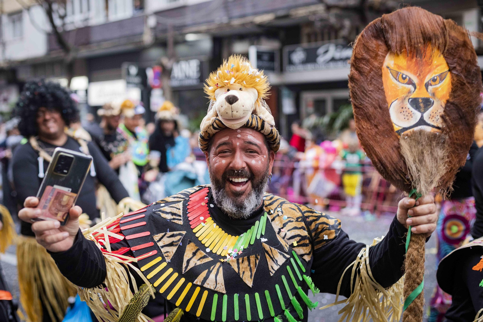 La Cabalgata Magna del Carnaval de Cádiz 2024, en imágenes