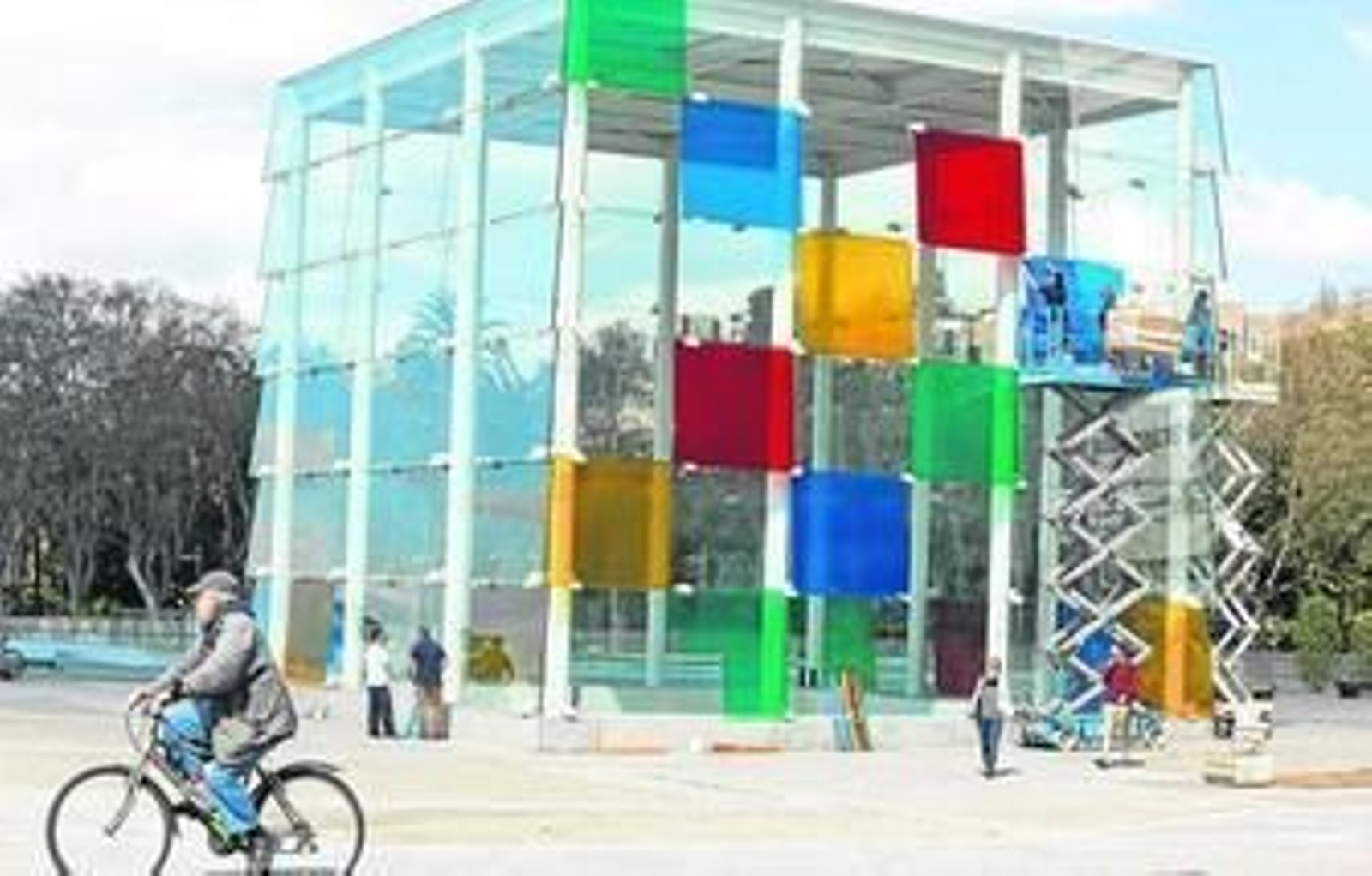 El Cubo del Puerto, que ha sido instalado por el Grupo 956 dentro de la exposición permanente del Centro Pompidou.