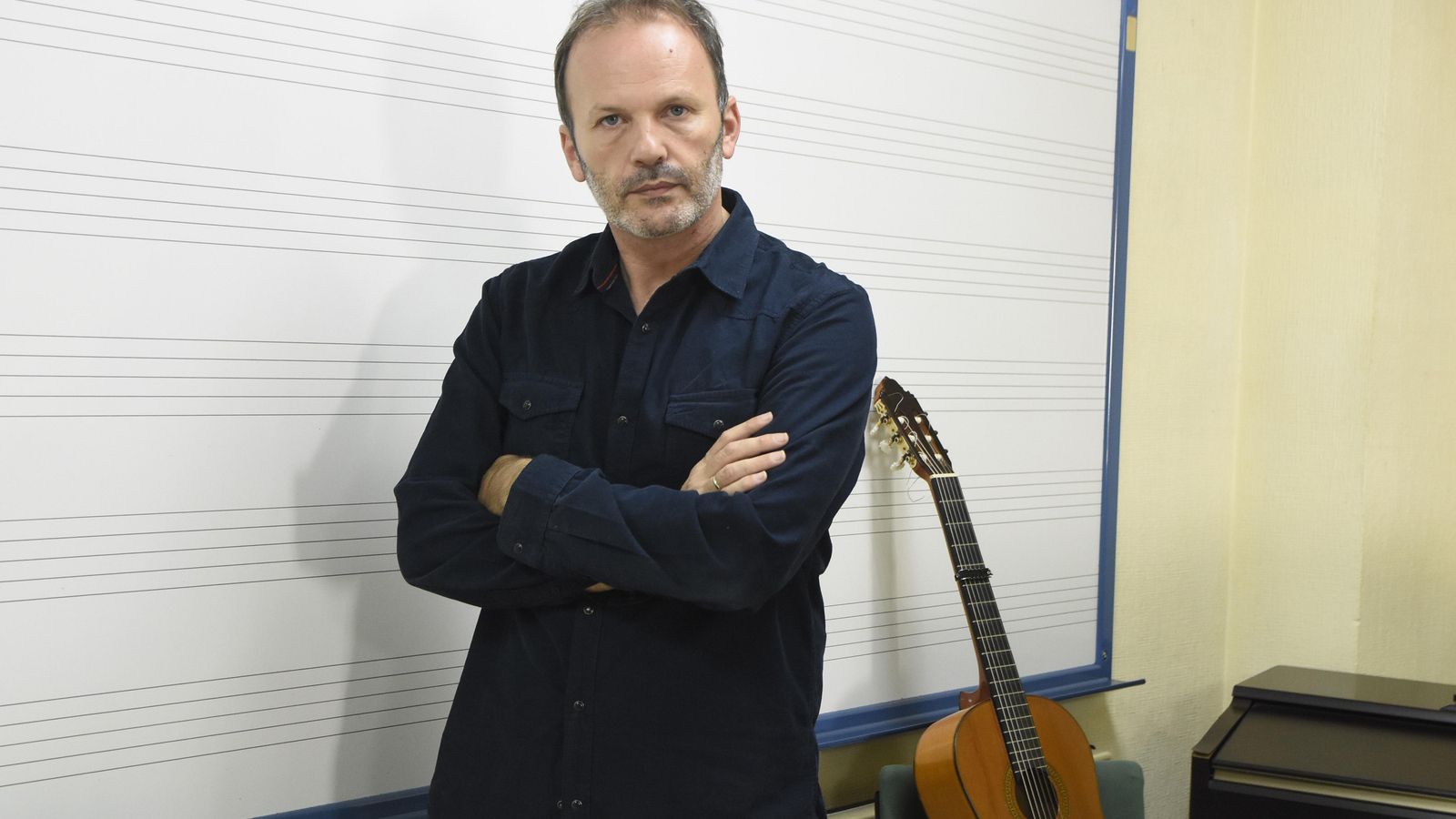 David Pino, en una clase del Conservatorio Rafael Orozco.