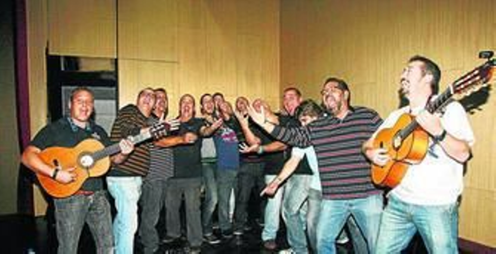 Inyección de optimismo a cargo de la chirigota más laureada del Carnaval