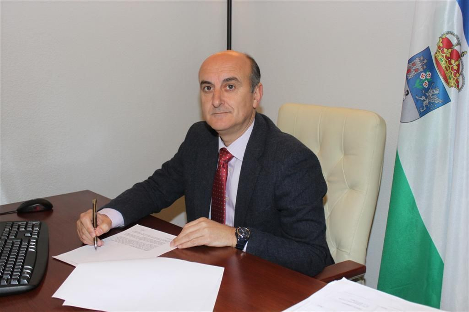 Juan Manuel González.  Alcalde de Lepe