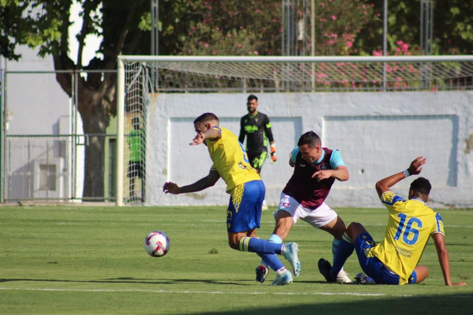 Las imágenes del Cádiz CF-Burnley