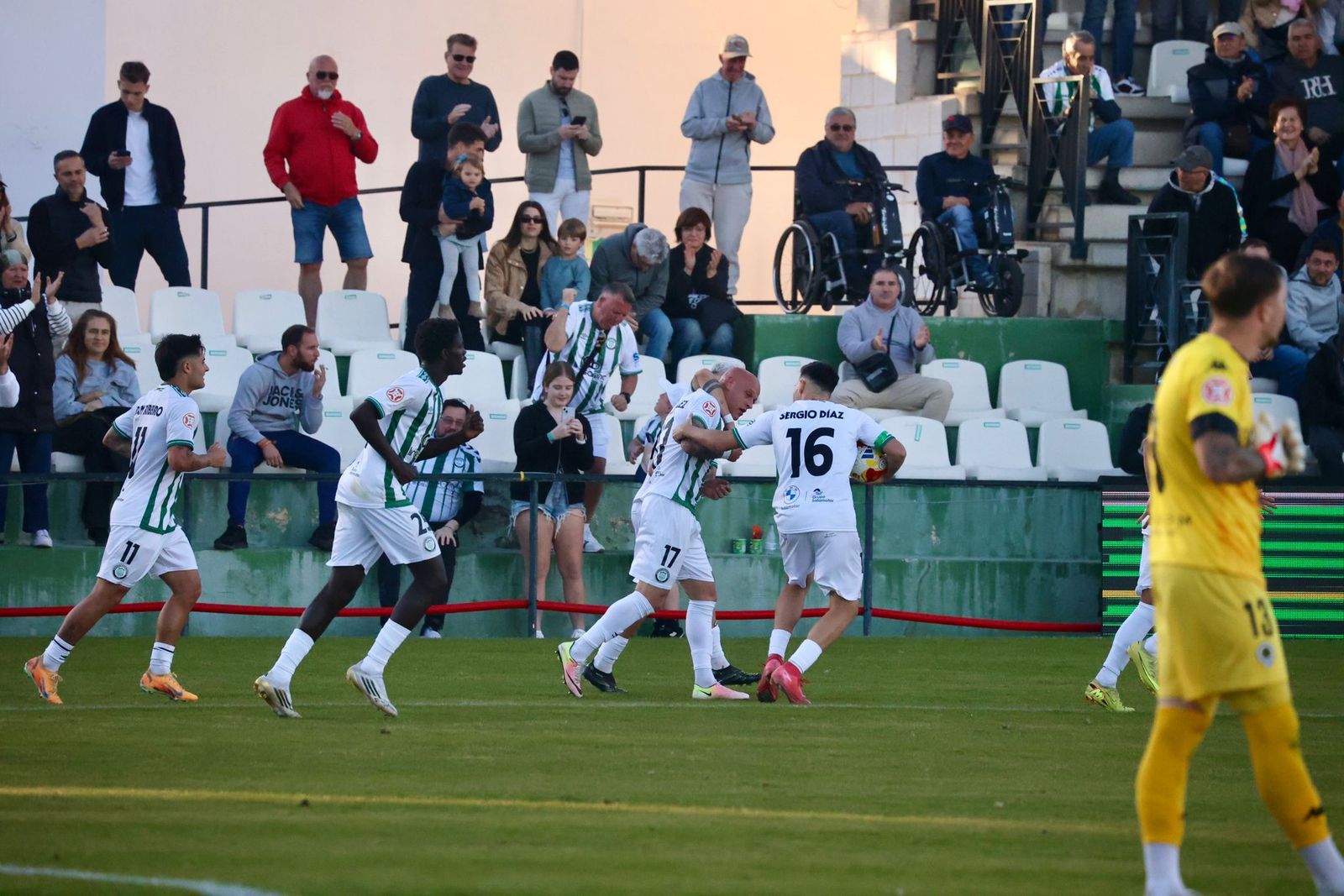 El Juventud de Torremolinos empata al Hércules en el 98' (2-2)