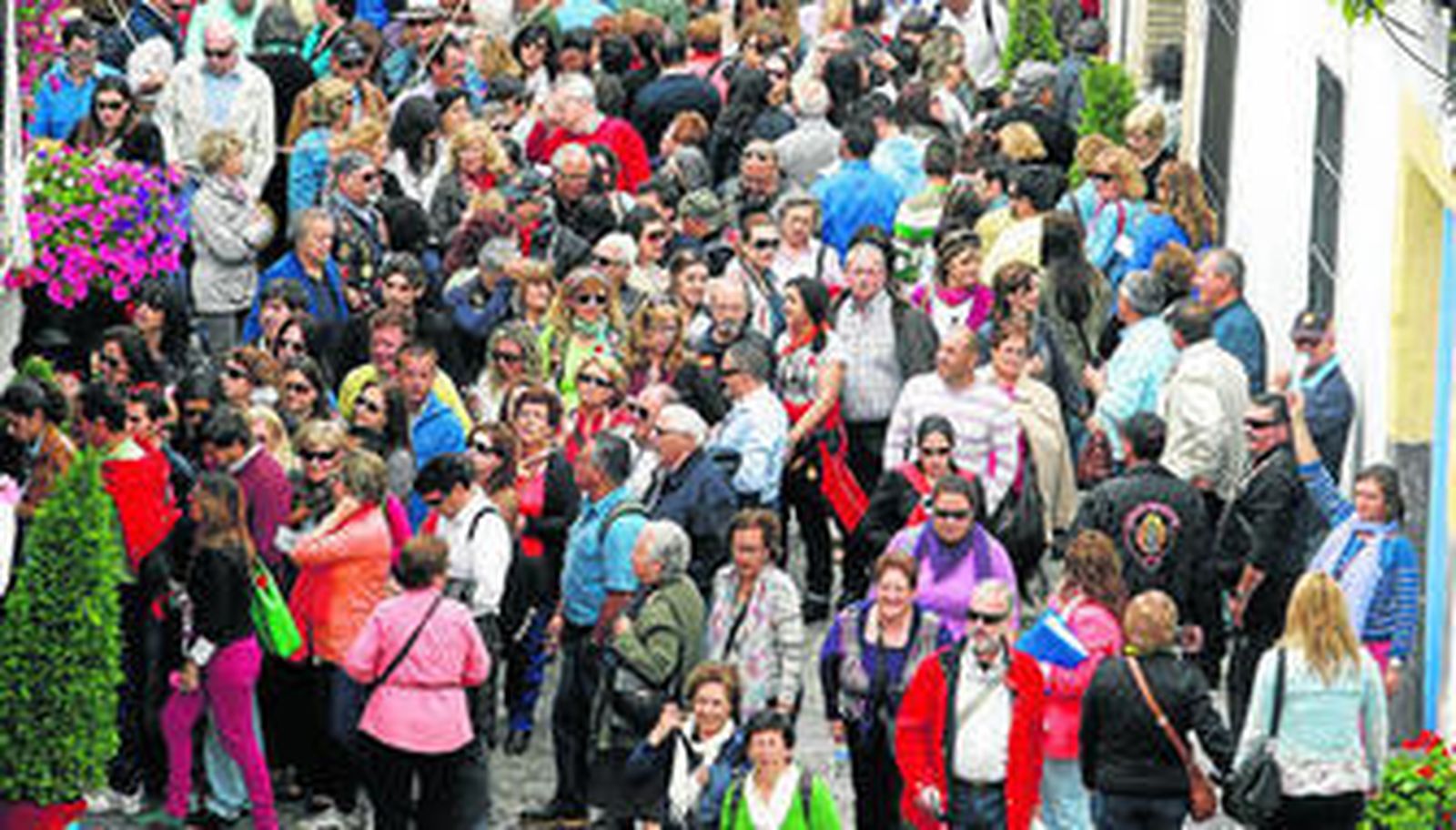 Aspecto que presentaba una de las calles del Alcázar Viejo durante el concurso de Los Patios del año pasado.