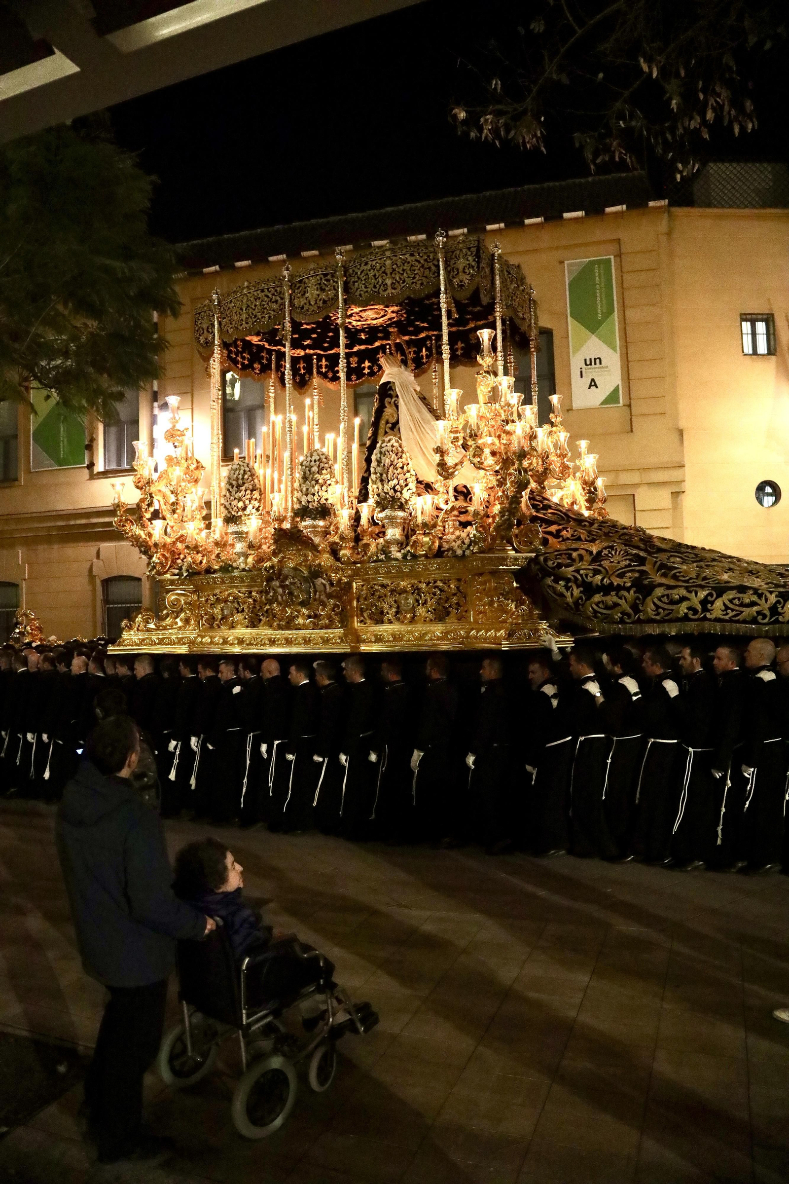 Las fotos de la procesión de Mena con la Legión en el Jueves Santo en Málaga