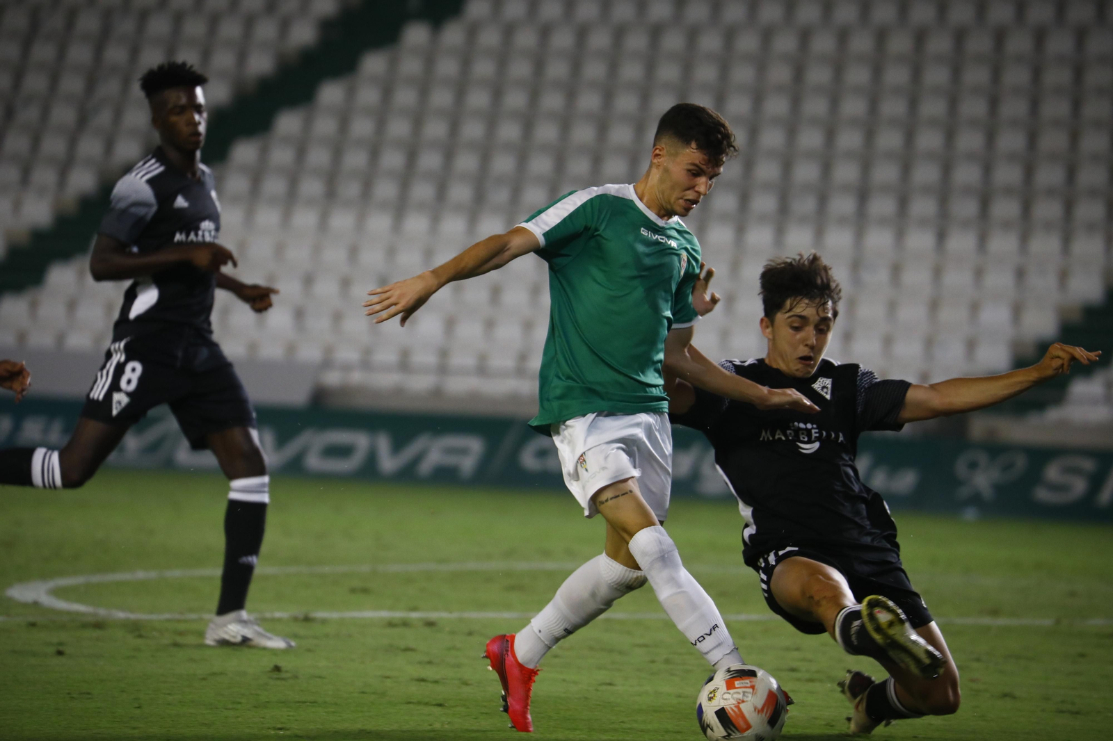 El amistoso entre el Córdoba CF y el Marbella, en imágenes