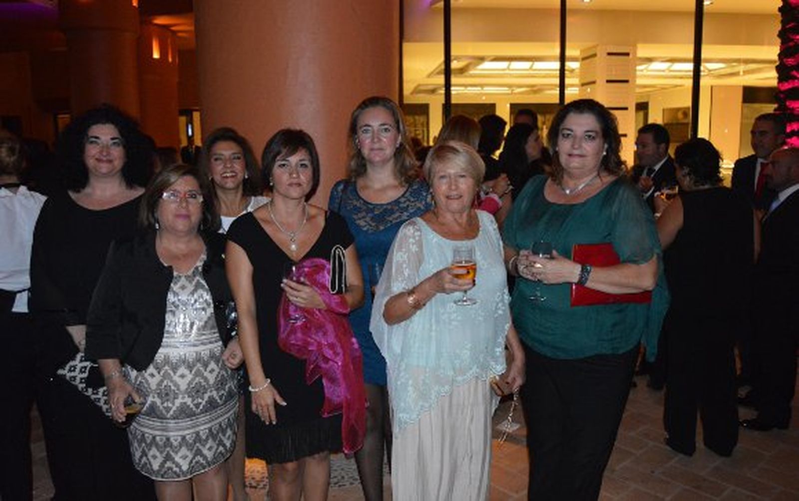 Zoila Escart, Pepi Márquez, Susana Díaz, Sonia Benítez, Verónica Labrador, Conchi Bordes y Carmen Izquierdo.

Foto: Ignacio Casas de Ciria