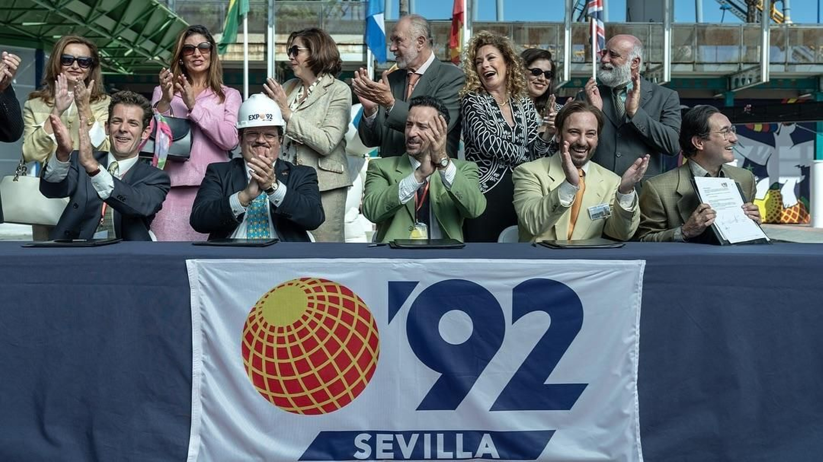 Primeras imágenes de '1992', la nueva serie de Alex de la Iglesia