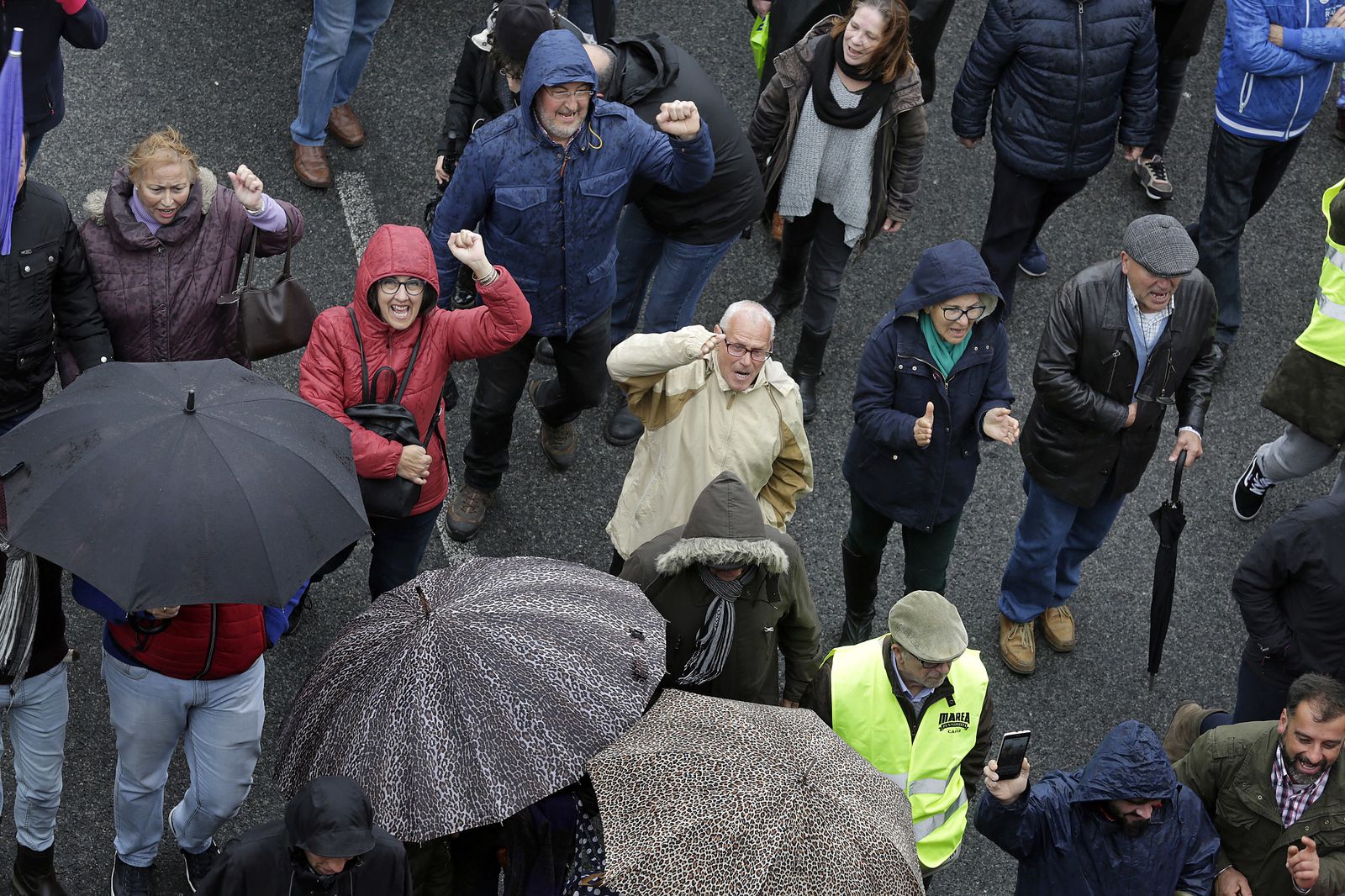 Las imágenes de la manifestación por las pensiones dignas en Cádiz