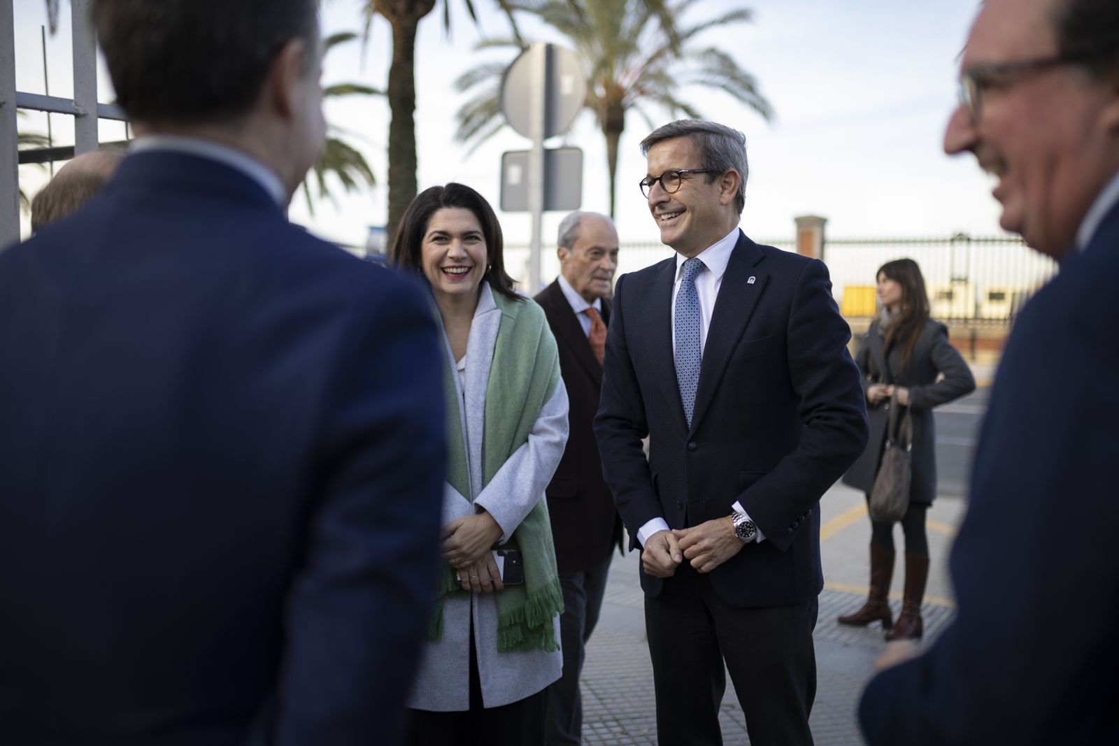 Imágenes de la recepción de los invitados al desayuno-coloquio con Jorge Paradela en el Foro Joly Andalucía