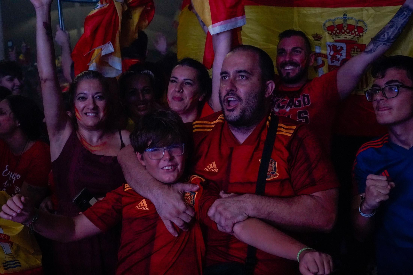 Imágenes del ambiente durante la final de la Eurocopa entre España e Inglaterra Imágenes del ambiente durante la final de la Eurocopa entre España e Inglaterra