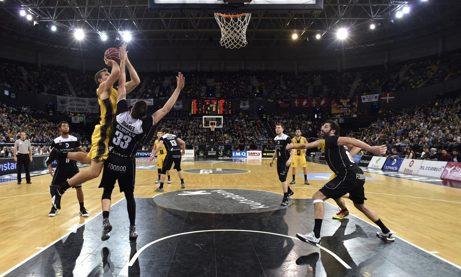 Las fotos de la carrera de Tim Abromaitis, fichaje del Unicaja