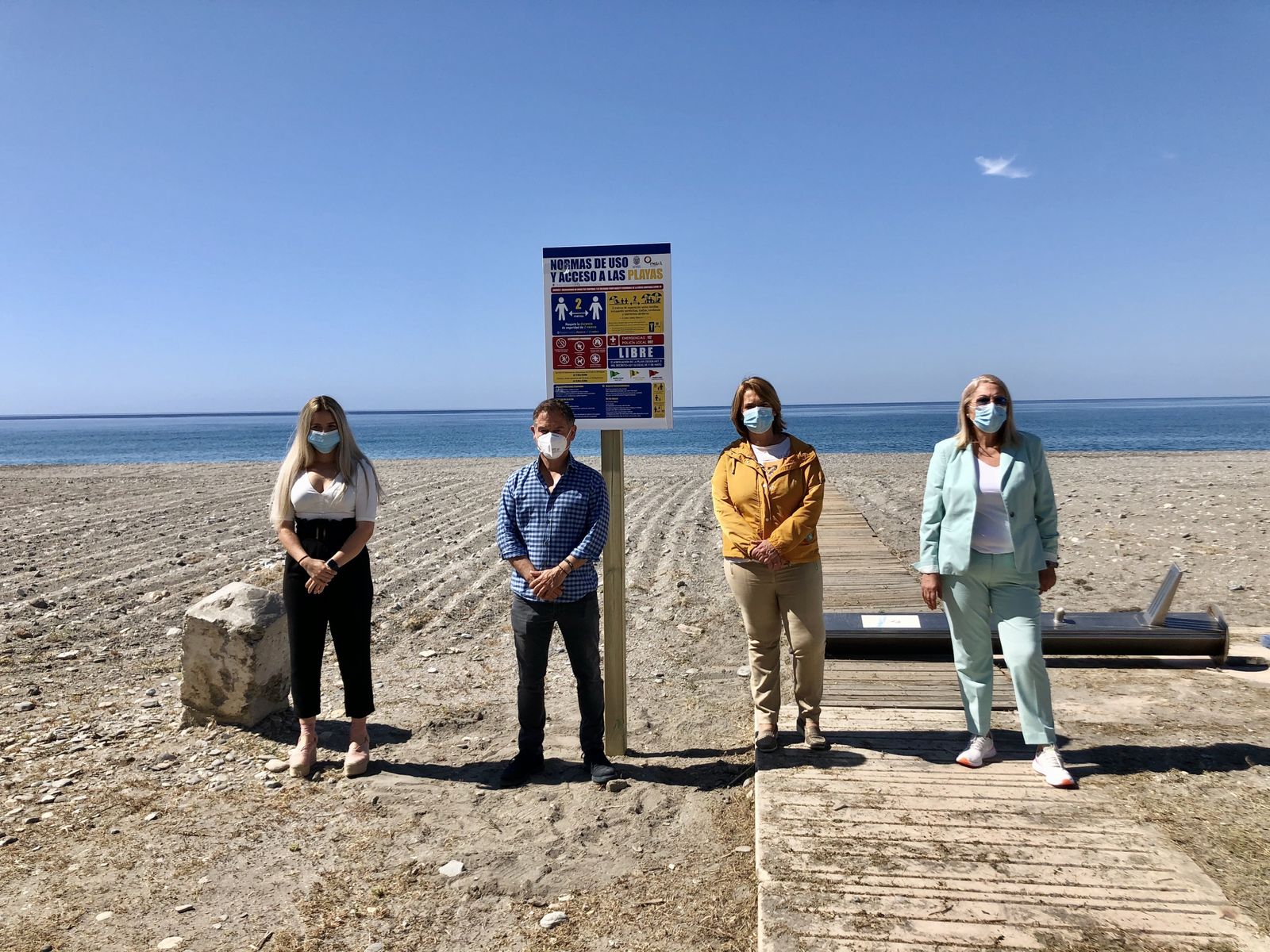 Las playas de Motril, listas para reabrir este martes 2 de junio.