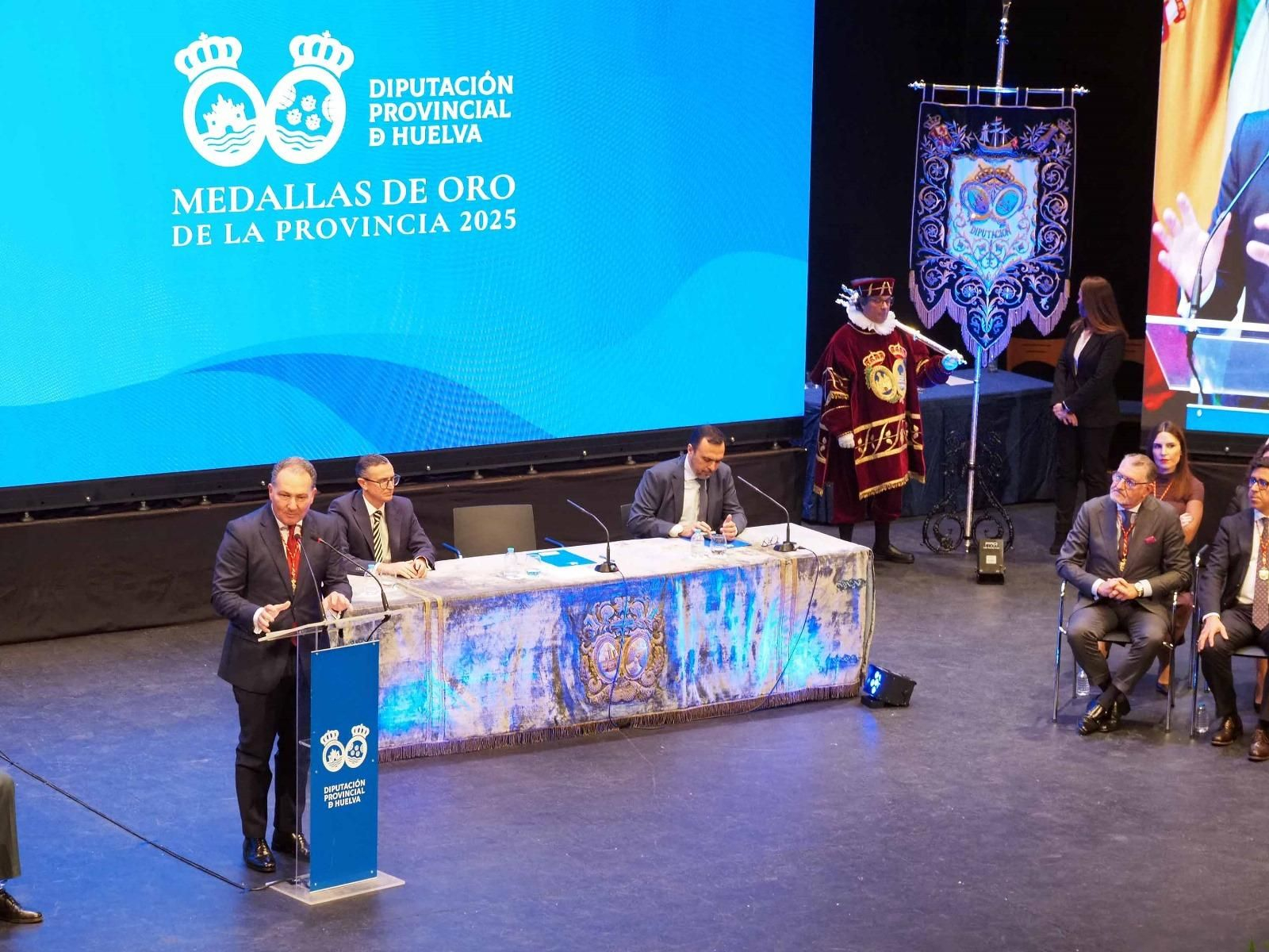 Las mejores fotografías de la entrega de las Medallas de Oro de la Provincia 2025