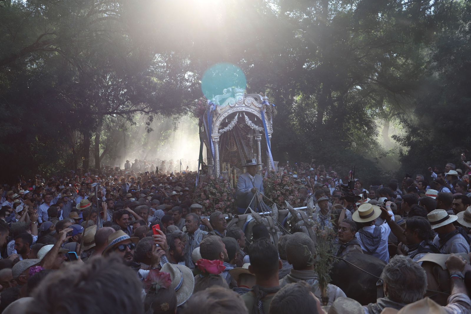 Imágenes de la Hermandad del Rocío de Huelva en la charca