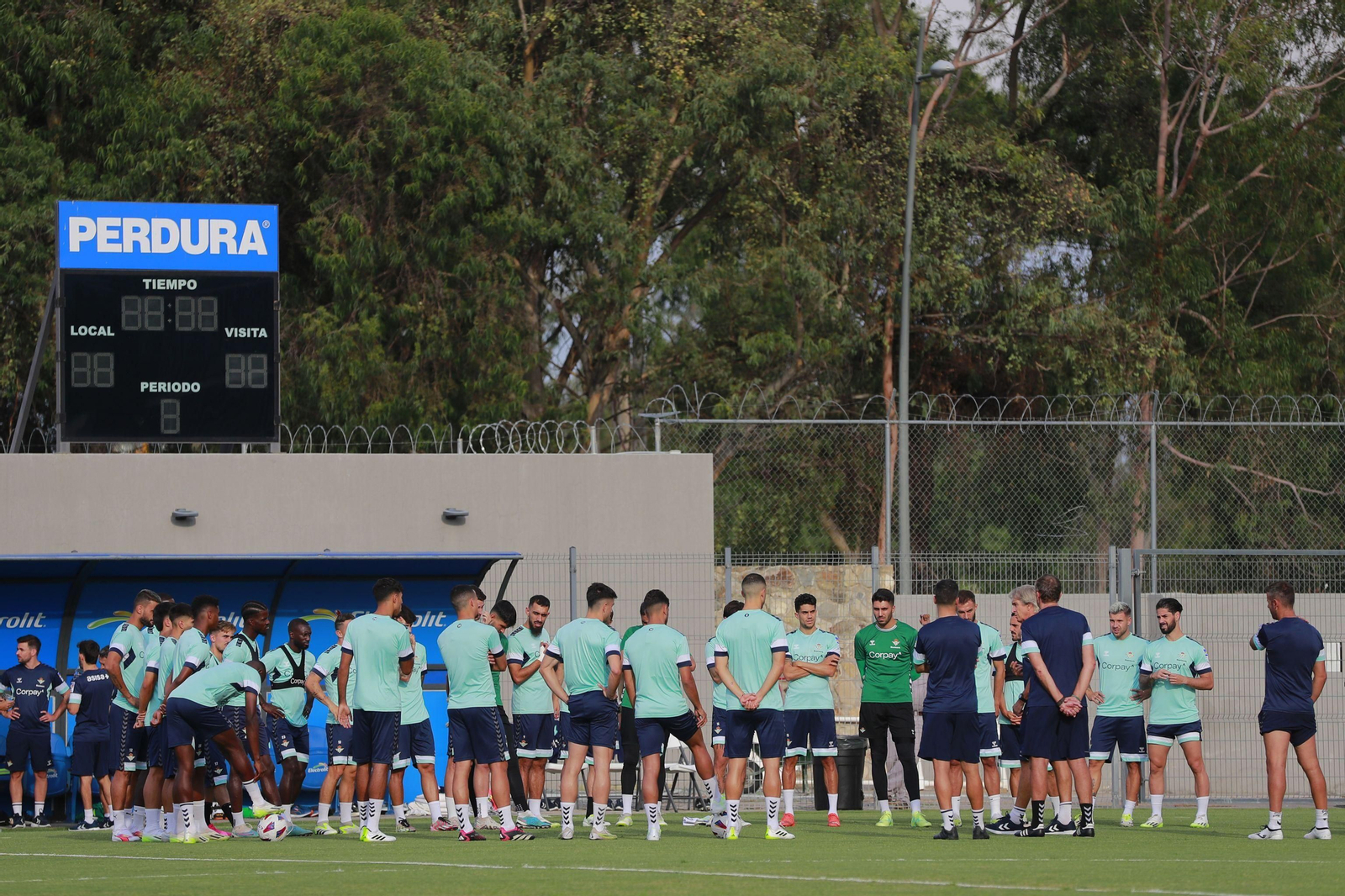 Las fotos del Betis en México antes del derbi sevillano