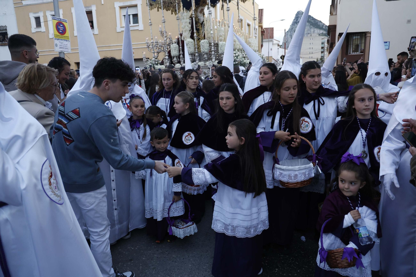 Fotos del Miércoles Santo en La Línea Oración en el Huerto, Abandono y Medinaceli