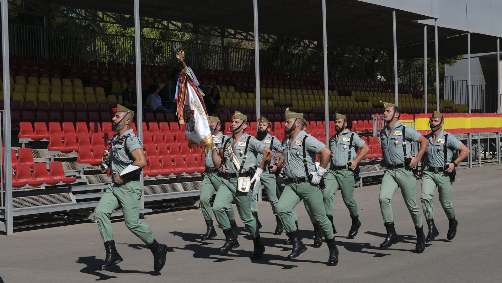 Imágenes de la visita de la Ministra de Defensa Margarita Robles a la Brigada Alfonso XIII de La Legión