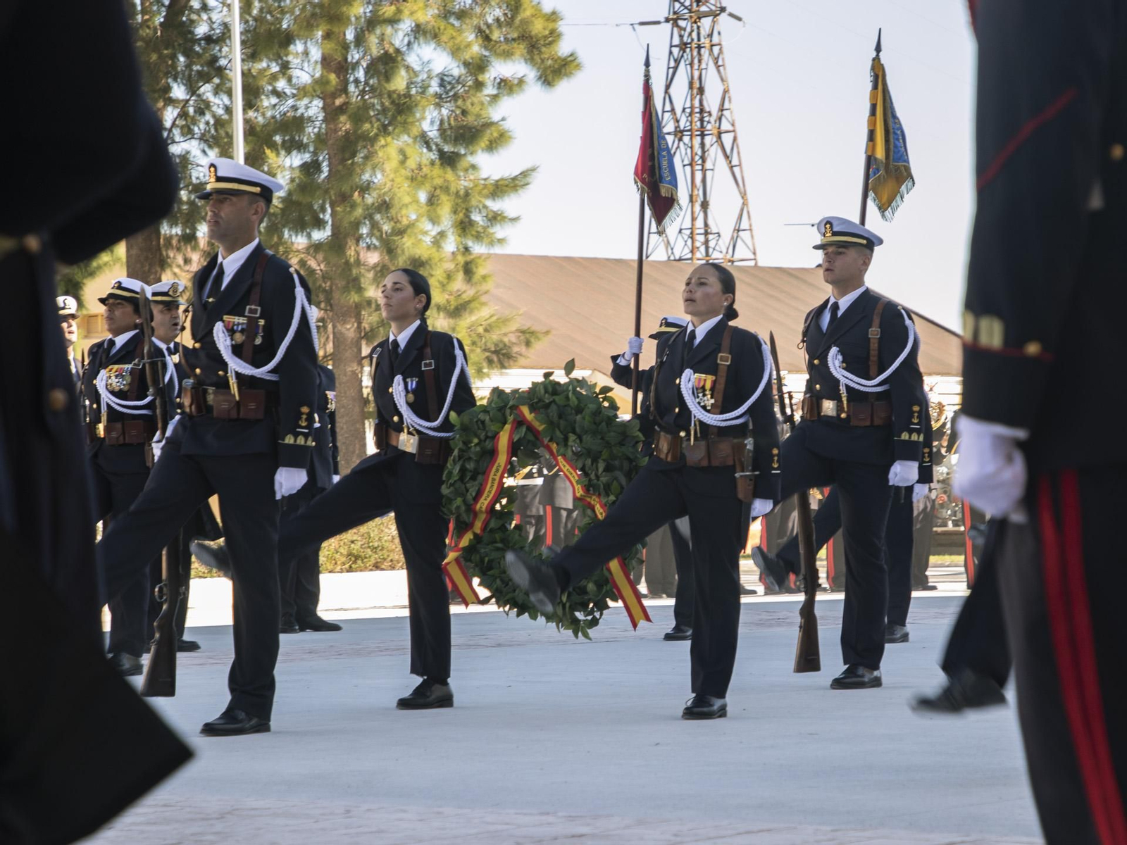 Las imágenes de la jura de bandera en la Escuela de Suboficiales de la Armada en San Fernando