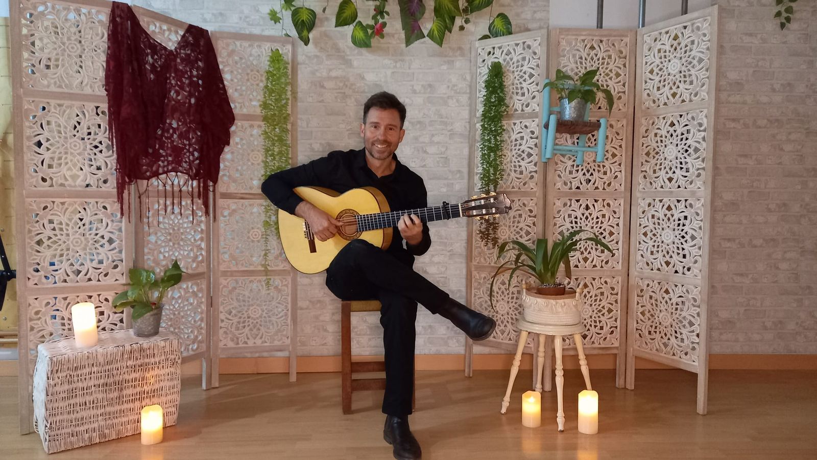 Jesús Ayala, guitarrista.