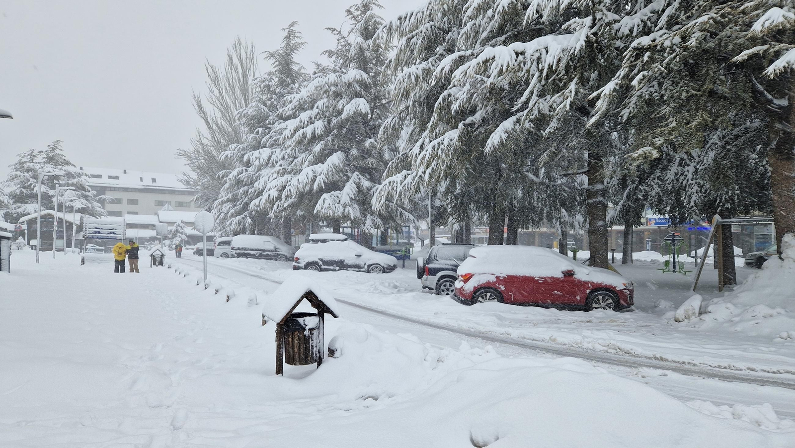 La Sierra, espectacular tras otra gran nevada gracias a la borrasca Konrad