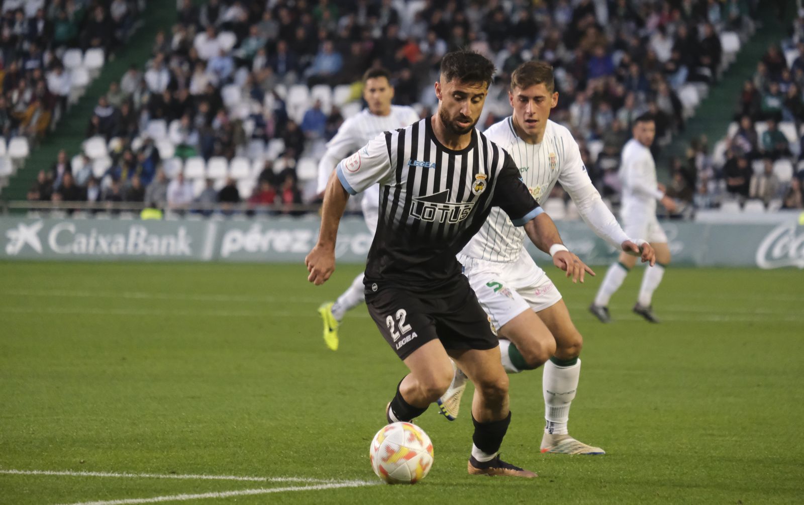 Las imágenes de la derrota del Córdoba CF ante la Balona en El Arcángel