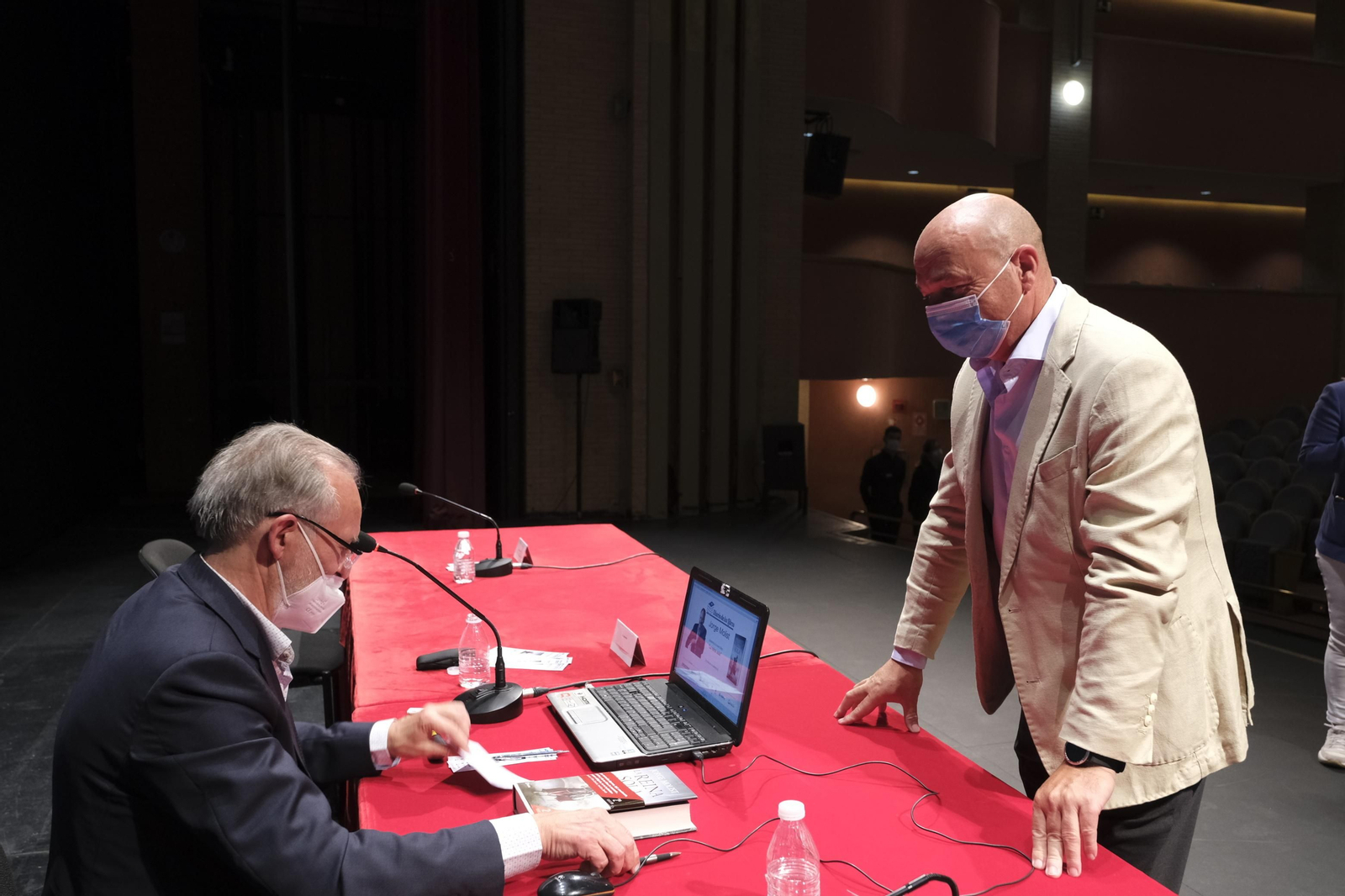 Fotogalería El Diario de los Libros. Jorge Molist. Almería