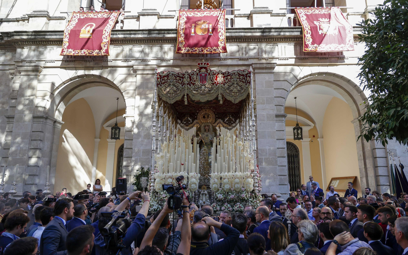 Imágenes del regreso de la Virgen de las Mercedes a su templo