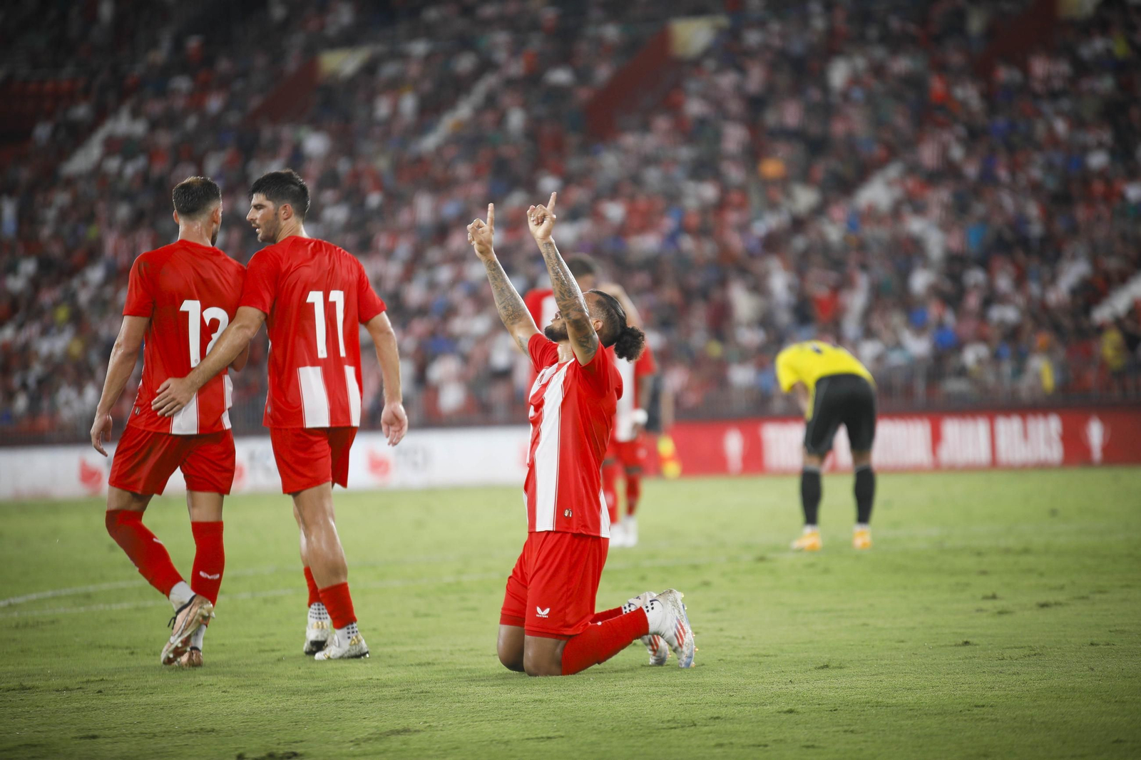 Imágenes del UD Almería-Al-Nassr, Memorial Juan Rojas