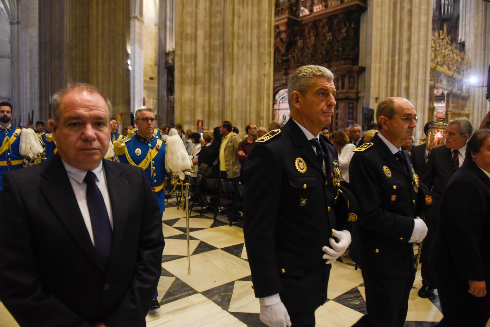 Las fotografías de un Corpus insólito en Sevilla